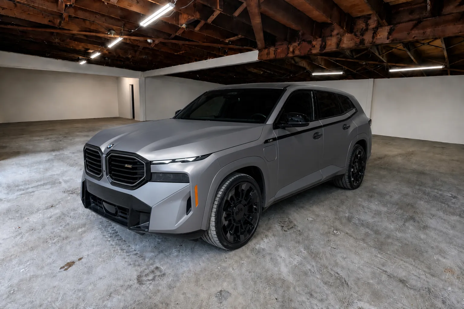 2023 BMW XM